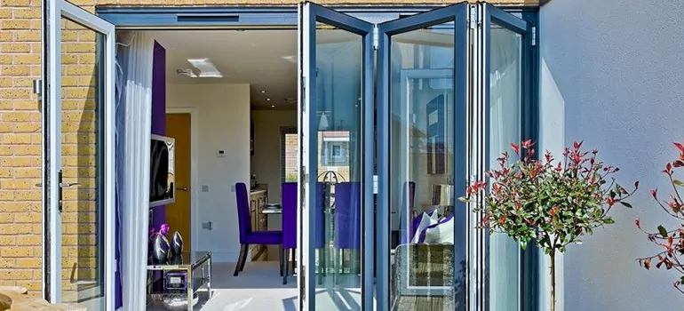 Commercial Door Glass Repair in Jupiter, FL