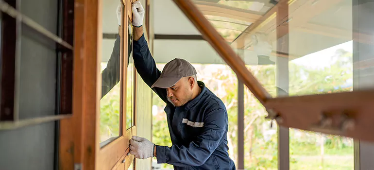 Double Hung Vinyl Window Sash Replacement in Jupiter, FL